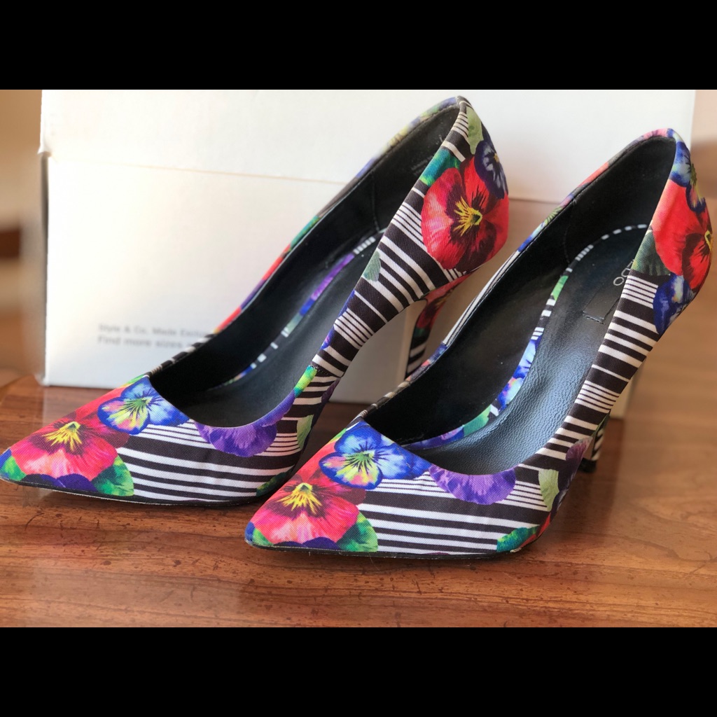 Pump Shoes